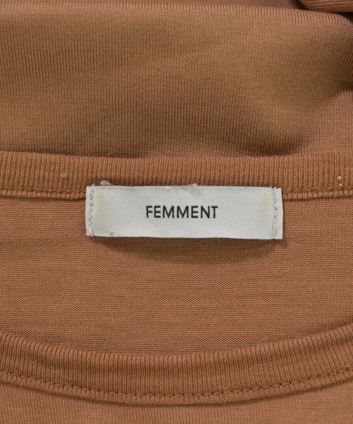 FEMMENT เสื้อยืด/เสื้อท็อปส์