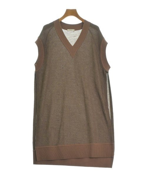 FEMMENT เสื้อกั๊ก