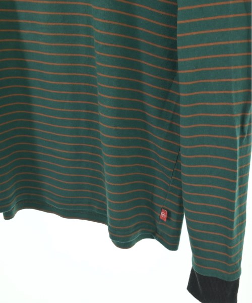 KOOKY'N เสื้อยืด/เสื้อท็อปส์