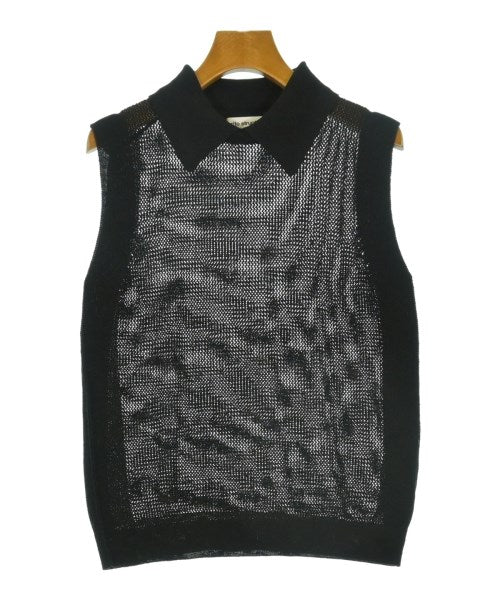 rito structure เสื้อแขนกุด