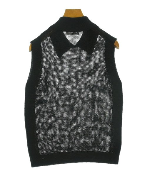 rito structure เสื้อแขนกุด