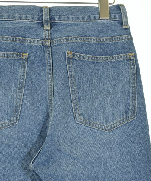 holiday ยีนส์