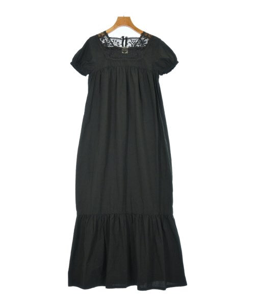 holiday ชุดเดรส