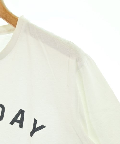 holiday เสื้อยืด/เสื้อท็อปส์