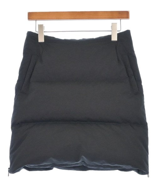 holiday กระโปรงยาวถึงเข่า