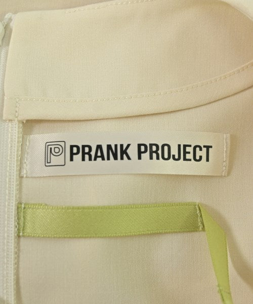 PRANK PROJECT เสื้อสตรี