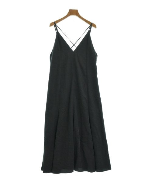 LB.03 Section ชุดเดรส