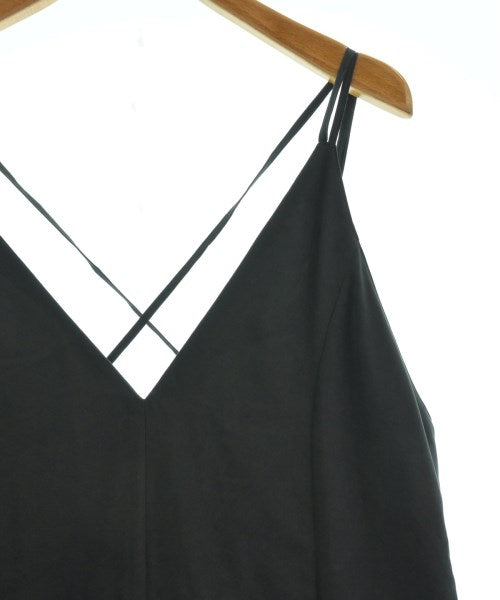 LB.03 Section ชุดเดรส