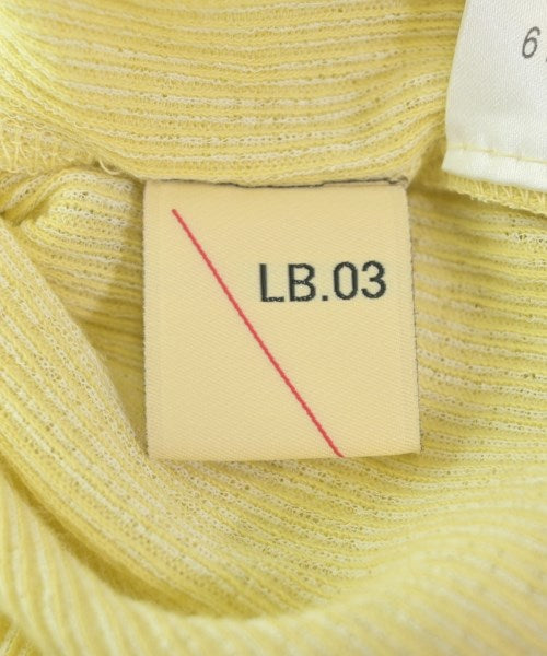 LB.03 Section เสื้อยืด/เสื้อท็อปส์