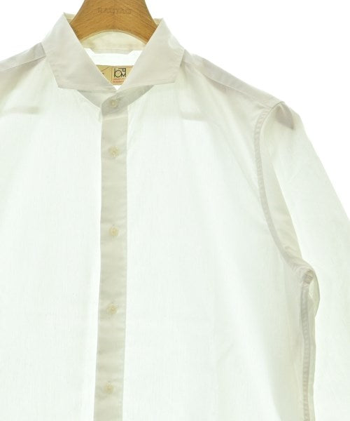 LB.03 Section เสื้อลำลอง