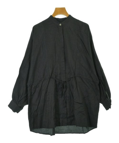 LB.03 Section เสื้อสตรี
