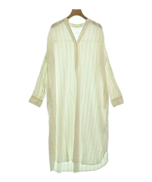 LB.04 ชุดเดรส