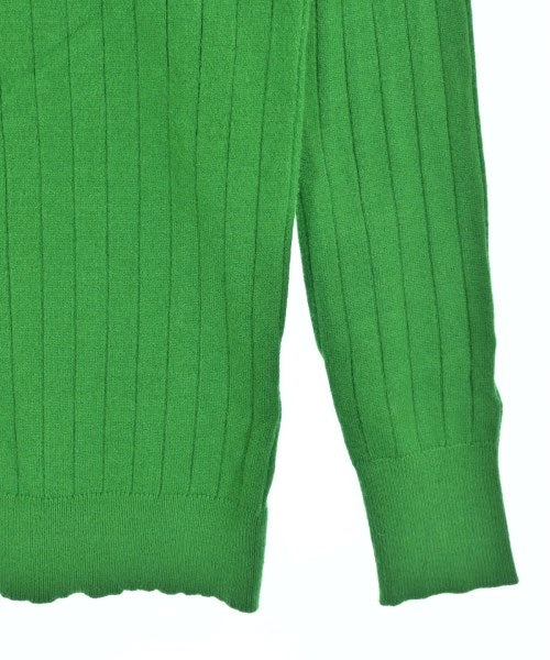 LB.04 เสื้อกันหนาว