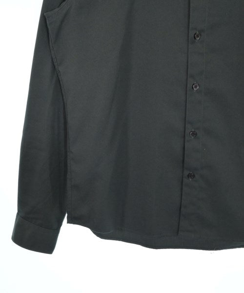 LB.04 เสื้อลำลอง