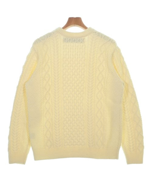 LB.04 เสื้อกันหนาว