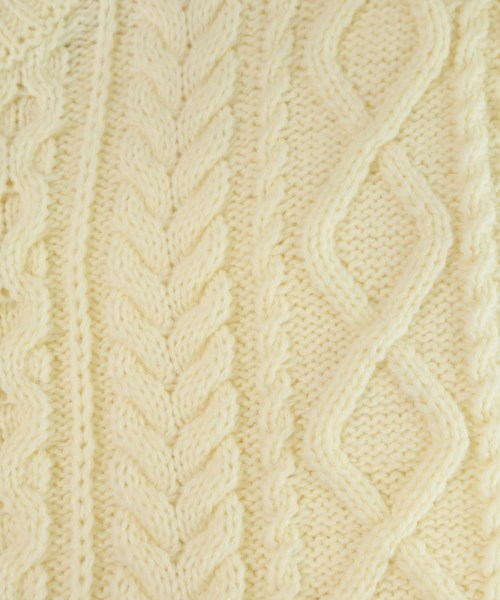 LB.04 เสื้อกันหนาว