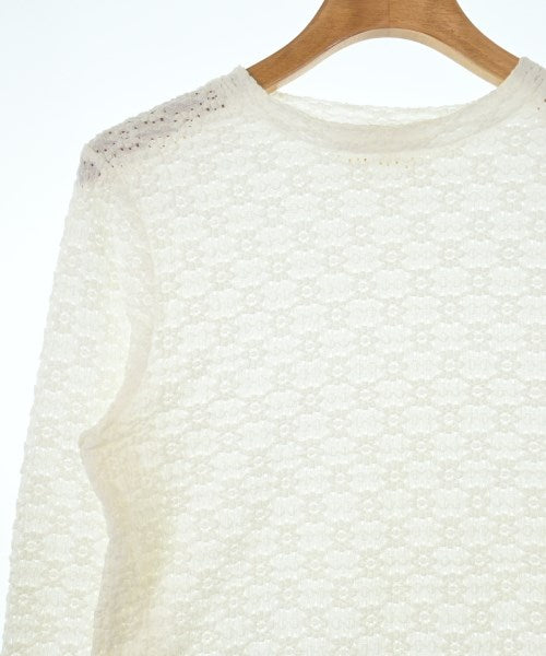 LB.04 เสื้อกันหนาว