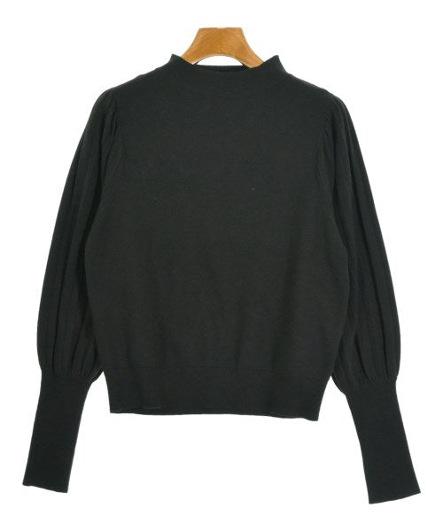 LB.04 เสื้อกันหนาว