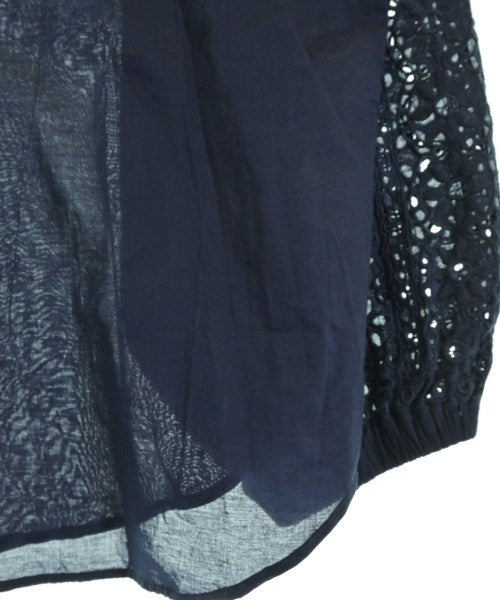 LB.04 เสื้อสตรี