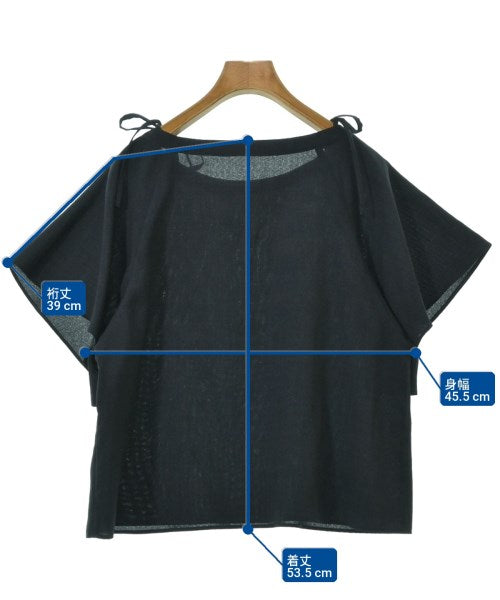 LB.04 เสื้อสตรี