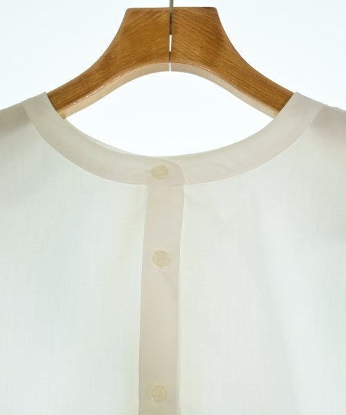 LB.04 เสื้อลำลอง