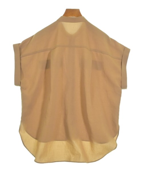 LB.04 เสื้อลำลอง