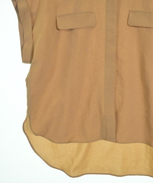 LB.04 เสื้อลำลอง