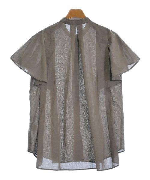 LB.04 เสื้อสตรี