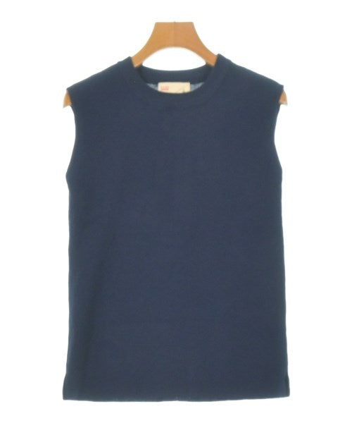 LB.04 เสื้อกันหนาว