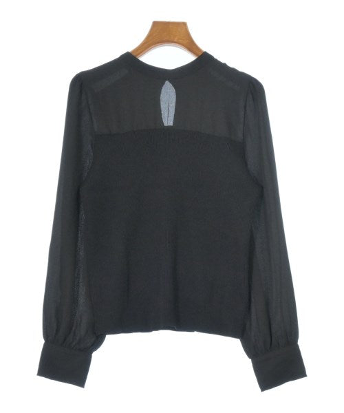 LB.04 เสื้อกันหนาว