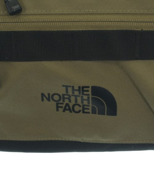 THE NORTH FACE กระเป๋าสะพาย