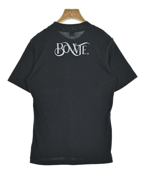 BOWTE เสื้อยืด/เสื้อท็อปส์